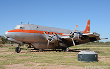 Douglas VC-54N | N67040 | untitled (Maricopa Aircraft Services) | MARANA NORTHWEST REGIONAL (KAVQ/AVW) 23.09.2015