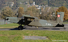 Pilatus PC-6/B2-H2M-1 | V-613 | Swiss Air Force | LOCARNO MAGADINO (LSMO/---) 04.11.2015