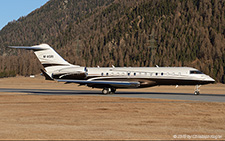 Bombardier BD.700 Global XRS | M-ASRI | untitled | SAMEDAN (LSZS/SMV) 26.12.2015