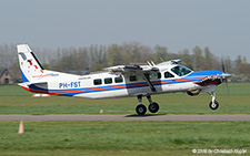 Cessna 208B Grand Caravan | PH-FST | untitled (Nationaal Paracentrum Teuge) | TEUGE (EHTE/---) 19.04.2018