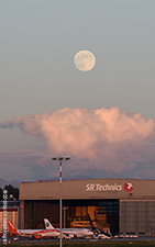 - | - | untitled  |  Moon over SR Technics | Z&UUML;RICH (LSZH/ZRH) 16.06.2019