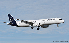 Airbus A321-231 | D-AIDL | Lufthansa  |  with 30 years SunExpress sticker | Z&UUML;RICH (LSZH/ZRH) 15.02.2020