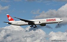 Boeing 777-300ER | HB-JNL | Swiss International Air Lines | Z&UUML;RICH (LSZH/ZRH) 24.10.2020