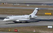 Bombardier BD.700 Global 5000 | G-OMTX | untitled (Voluxis) | Z&UUML;RICH (LSZH/ZRH) 12.02.2022