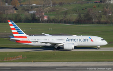 Boeing 787-8 | N883BM | American Airlines  |  American Airlines is often using runway 28 in Zurich for its flight to Philadelphia. This particular aircraft entered service on 09JUN2023. | Z&UUML;RICH (LSZH/ZRH) 18.11.2025