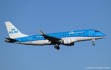 Embraer ERJ-175STD | PH-EXW | KLM Cityhopper  |  KLM is operating its Amsterdam to Zurich flights using a variety of aircraft types, rangeing from Airbus A321 and Boeing 737 to Embrarer ERJ-190 and Embraer ERJ-175. | Z&UUML;RICH (LSZH/ZRH) 31.12.2025
