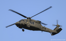Sikoryks UH-60V Blackhawk | 95-26609 | US Army  |  This UH-60V Blackhawk helicopter of the US Army is seen here arriving at Dubendorf as support helicopter for the upcoming visit of the US President. The helicopter is normally based at Wiesbaden AAF in Germany.  | D&UUML;BENDORF (LSMD/---) 15.01.2026