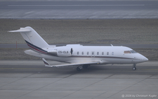 Bombardier Challenger 650 | CS-CLG | untitled (Netjets Europe)  |  Netjets Europe operates no less than 7 Bombardier Challenger 650. Here, the latest of them is seen taxing to runway 28 for its flight to Farnborough. | Z&UUML;RICH (LSZH/ZRH) 22.01.2026