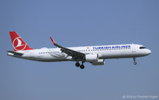 Airbus A321-271nx | TC-LPJ | Turkish Airlines  |  This Airbus A321 of Turkish Airlines is one of 125 aircraft of this type currently in use by the Turkish state carrier.  | Z&UUML;RICH (LSZH/ZRH) 11.04.2026