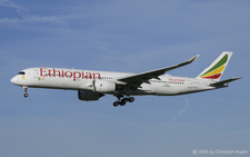 Airbus A350-941 | ET-AUA | Ethiopian Airlines  |  Several aircraft of Ethiopian Airlines now have received a small sticker for the 80th anniversary of the airline.  | Z&UUML;RICH (LSZH/ZRH) 27.04.2026