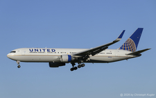 Boeing 767-3CBER | N686UA | United Airlines  |  This Boeing 767-300 of United Airlines entered service on 25JUN2019 after having served 16 years with Hawaiian Airlines. The aircraft is seen here arriving from Chicago as flight UAL3. | Z&UUML;RICH (LSZH/ZRH) 30.04.2026