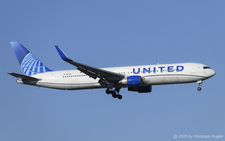 Boeing 767-322ER | N661UA | United Airlines  |  This Boeing 767-300 of United Airlines was delivered on 29JUL1993 to the current operator and had winglets added in DEC2015. | Z&UUML;RICH (LSZH/ZRH) 01.05.2026