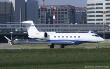 Gulfstream G600 (GVII) | N60QJ | untitled (Johnson & Johnson)  |  This Gulfstream G600 is entering runway 28 in Zurich for its flight to London-Stansted. | Z&UUML;RICH (LSZH/ZRH) 08.05.2026