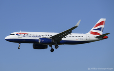 Airbus A320-232 | G-EUYO | British Airways  |  This Airbus A320 of British Airways was built in 2013 without the sharklets. These were refitted two years later. The aircraft is seen here arriving from London-Heathrow as flight BAW730. | Z&UUML;RICH (LSZH/ZRH) 22.05.2026