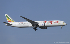 Boeing 787-9 | ET-AXT | Ethiopian Airlines  |  Ethiopian Airlines is operating a total of 18 Boeing 787-8 and 10 Boeing 787-9. Currently, most of the flights from Addis Ababa are done mostly using the shorter Boeing 787-8 and only few see the longer Boeing 787-9. | Z&UUML;RICH (LSZH/ZRH) 25.05.2026