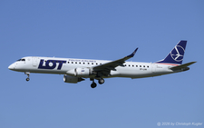 Embraer ERJ-195IGW | SP-LNN | LOT Polish Airlines  |  This Embraer ERJ-195 of LOT Polish Airlines used to fly for quite some time in Azul Linhas Aereas Brasileiras colours. it has finally been repainted in the colours of the current operator. | Z&UUML;RICH (LSZH/ZRH) 15.06.2026