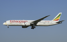 Boeing 787-9 | ET-AUR | Ethiopian Airlines  |  This Boeing 787-9 is seen here approaching runway 14 in Z&uuml;rich as flight ETH736 from Addis Ababa to Milan and Z&uuml;rich | Z&UUML;RICH (LSZH/ZRH) 22.06.2026