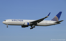 Boeing 767-3CBER | N686UA | United Airlines  |  This Boeing 767-300 of United Airlines entered service on 25JUN2019 after having served 16 years with Hawaiian Airlines. United Airlines took delivery of 3 aircraft after they were phased out with Hawaiian Airlines. | Z&UUML;RICH (LSZH/ZRH) 06.07.2026