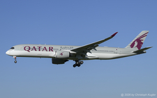 Airbus A350-941 | A7-ALO | Qatar Airways  |  This Airbus A350-900 of Qatar Airways is seen here arriving with a delay of almost one hour. | Z&UUML;RICH (LSZH/ZRH) 10.07.2026
