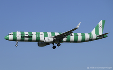 Airbus A321-211 | D-AIAG | Condor  |  This is one of two Airbus A321ceo painted in the 