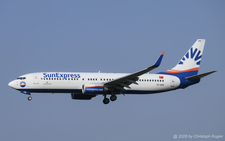 Boeing 737-86Q | TC-SPB | SunExpress  |  This Boeing 737-800 of SunExpress is seen here arriving from Antalya as flight XQ124. | Z&UUML;RICH (LSZH/ZRH) 30.07.2026
