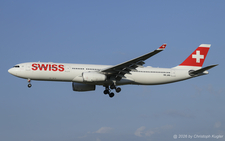 Airbus A330-343X | HB-JHD | Swiss International Air Lines  |  On this Wednesday, two early morning flights of Swiss International Airlines were arriving late. This Airbus A330-300 is seen here arriving as flight LX147 from Delhi. | Z&UUML;RICH (LSZH/ZRH) 06.08.2026