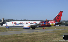 Boeing 737 MAX 8 | TC-SOI | SunExpress  |  This Boeing 737 MAX of SunExpress has been repainted in the so called VfBExpress special colours promoting the soccer club VfB Stuttgart. It is seen here awaiting its turn to enter runway 28 in Zurich for its return flight to Antalya. | Z&UUML;RICH (LSZH/ZRH) 19.08.2026