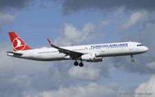 Airbus A321-231 | TC-JTL | Turkish Airlines  |  This Airbus A321 entered service with Turkish Airlines on 16JUN2016 and is flying for the same operator ever since. | Z&UUML;RICH (LSZH/ZRH) 14.09.2026