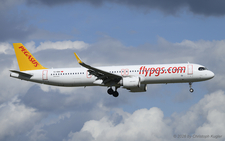 Airbus A321-251nx | TC-RBH | Pegasus Airlines  |  This Airbus A321neo is operating the afternoon flight from Istanbul Sabhiha Gokcen to Zürich. It entered service on 02 DEC 2021. | Z&UUML;RICH (LSZH/ZRH) 14.09.2026