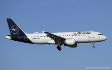 Airbus A320-211 | D-AIQU | Lufthansa  |  This Airbus A320 of Lufthansa has been flying with the airline since its delivery on 21 DEC 2000. It is seen here operating flight LH1196 from Frankfurt. | Z&UUML;RICH (LSZH/ZRH) 15.09.2026