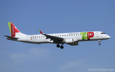 Embraer ERJ-195AR | CS-TTZ | TAP Express  |  This Embraer ERJ-195 is seen here as flight TP920 from Porto. The aircraft is one of 7 aircraft of this type used by TAP Express on behalf of TAP Air Portugal. | Z&UUML;RICH (LSZH/ZRH) 26.09.2026