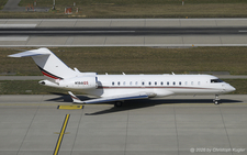 Bombardier BD.700 Global 6000 | N166QS | untitled (Netjets Aviation)  |  This Bombardier Global 6000 of Netjets Aviation is one of 21 aircraft operated by this company. It is returning to Teterboro. | Z&UUML;RICH (LSZH/ZRH) 05.10.2026